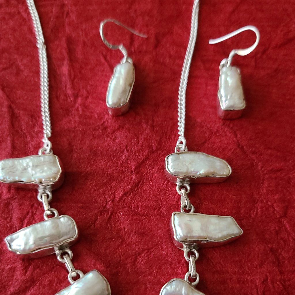 Rare Pearl Necklace And Earrings Set-Southwestern Style- Silver Necklace